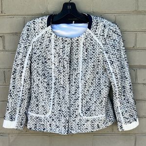 EUC Elie Tahari Size 2 Blue & White Cotton Blend Boucle Blazer